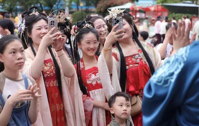 “五一”假期西安上榜多个全国前十(图4)